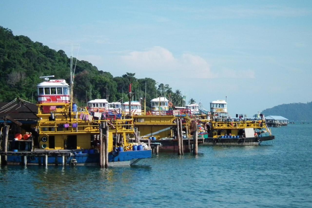 C 13 Lot 10 Pangkor Leisure Beach Studio Pekan Pangkor Zewnętrze zdjęcie